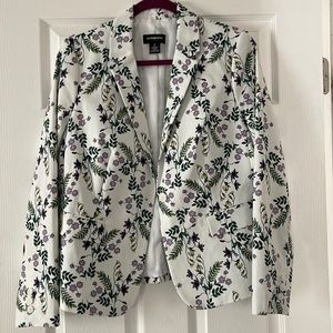 Liz Claiborne, floral blazer, size 6. Never worn.